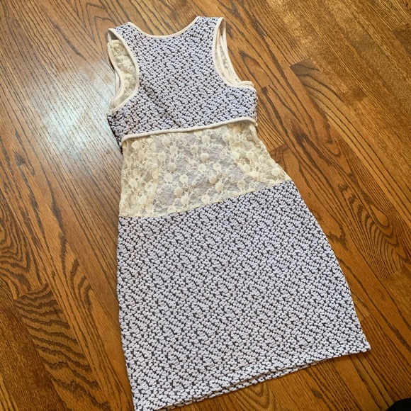 ROSA ROSE | Lacey Layered Bodycon Mini Dress - Picture 15 of 15